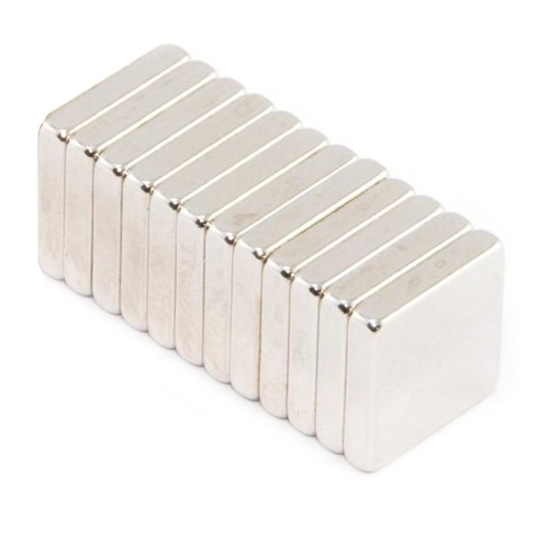 NEODYMOVÝ MAGNET 10x10x2 N38 - 12 KS