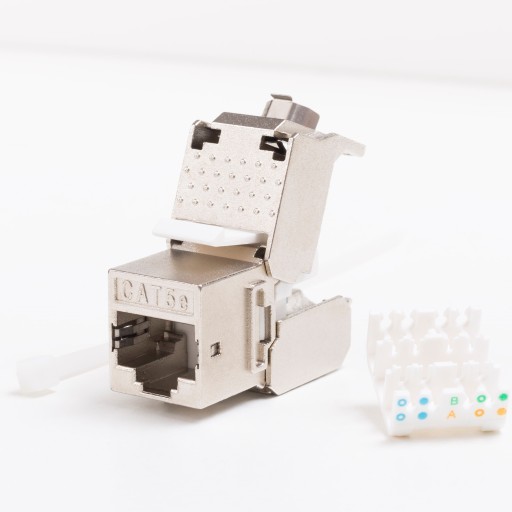 RJ45 cat 5e keystone jack modul FTP, STP, bez náradia, Netrack, strieborný