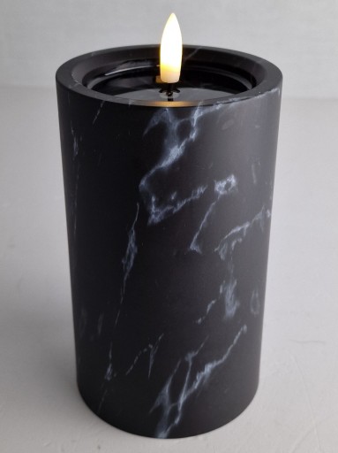 Dekoratívna sviečka na batérie 15cm HRUBÁ Black Marble LED až 30 dní
