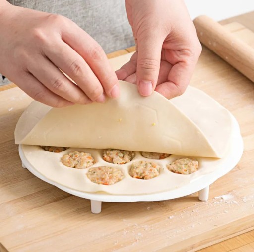 Forma na vykrajovanie halušiek RAVIOLI PELMENI KRAJÁK DA21