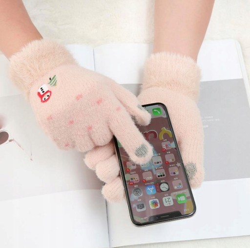 Dámske zateplené vyšívané zimné rukavice Phone Touch