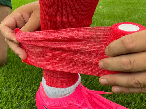 BANDÁŽ SAMOLEPIACA ELASTICKÁ ČERVENÁ 10cm