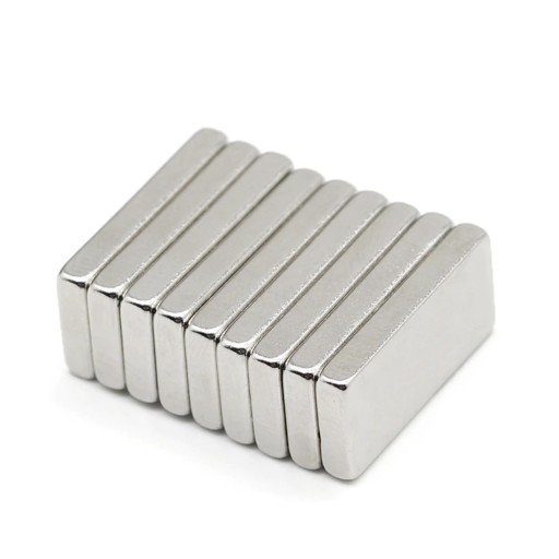 M4 SILNÉ NEODYMIOVÉ MAGNETY 10 ks 10x5x2 mm