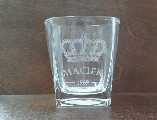 POHÁR NA WHISKY S GRAVÍNOM ZA DARČEK