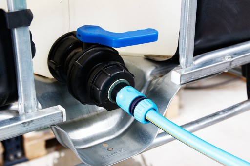 KONEKTOR ADAPTÉRA NA ZÁHRADNÚ HADICU 1/2 + ZÁSTRČKA PRE MAUZER MAUSER IBC 1000L