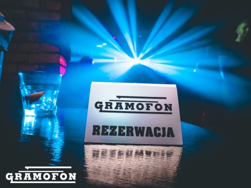 INFORMAČNÁ TABUĽA REZERVÁCIE TABUĽA - GRAVÍROVANIE