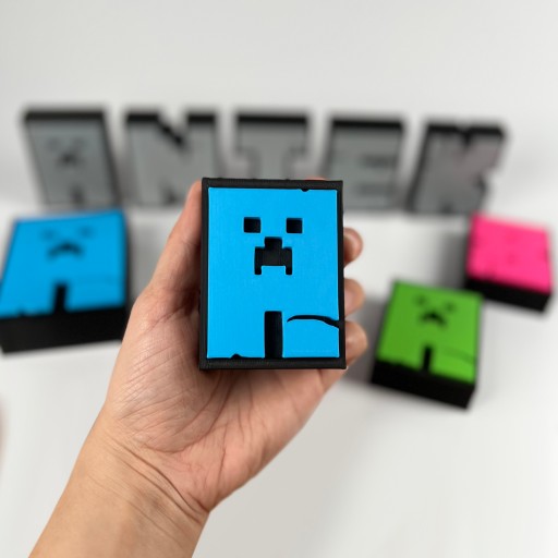 KAJAWIS Stojace písmená L 3D písmená v štýle Minecraft dekorácie MENO 1 ks