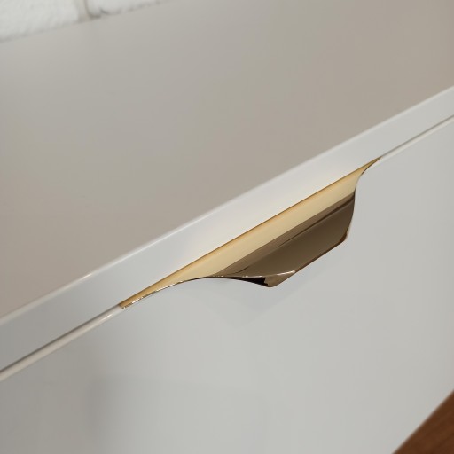 NÁBYTKOVÁ KĽÚČKA FRANCO EDGE 160/180MM ZLATÝ LESK