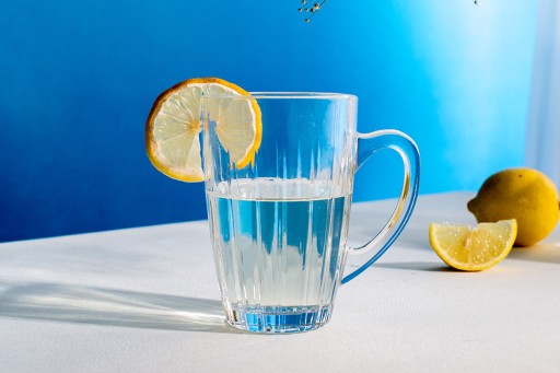 Sklenený hrnček, sklo s uškom na kávu, čaj, Altom Design Venus, 350 ml