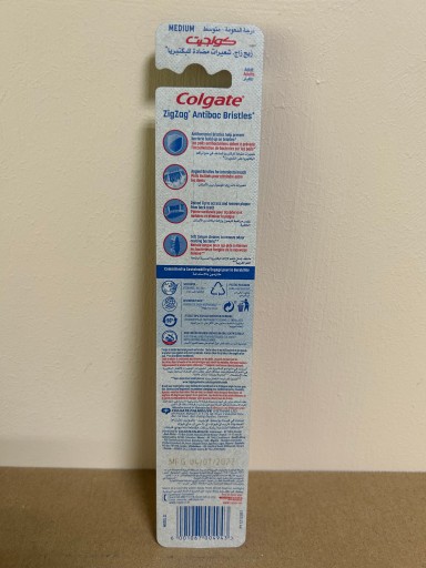 Zubná kefka Colgate ZigZag 1 ks.