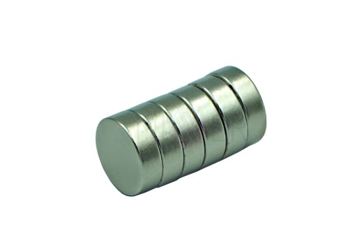 Neodymový magnet 12x3,75mm okrúhly pevný 5 kusov