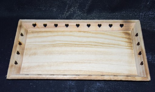 DREVENÝ STOJAN NA SVIEČKU 33 × 15 × 3,5 cm