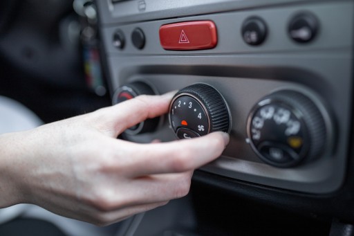 OSVIEŽOVAČ DEFUGINÁLNE ČISTENIE KLIMATIZÁCIE DEZINFEKCIA NOVÉ AUTO