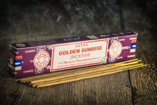 Vonné tyčinky NAG CHAMPA SATYA Golden Sunrise POLLEN
