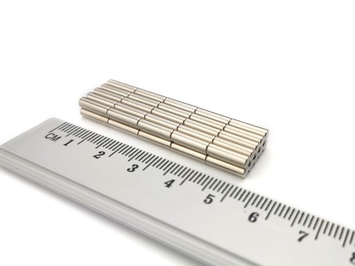 VALEC NEODYMOVÝ MAGNET 3x10 N38 SADA 20 KS