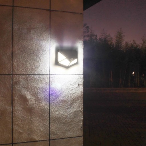 SLNEČNÁ LAMPA SO SNÍMAČOM POHYBU SÚMRAK 100LED