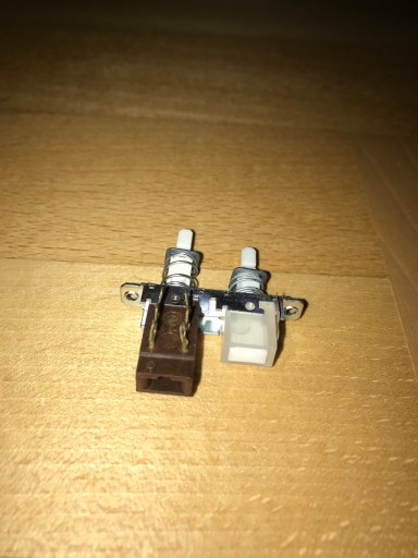 6-pinový jednoduchý izostat, prepínateľný, 3 ks.