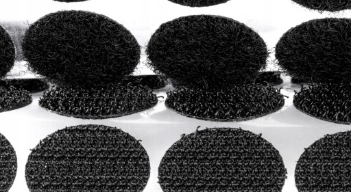 Samolepiace KOLESÁ na suchý zips okrúhle 10 mm ČIERNY samolepiaci okrúhly suchý zips