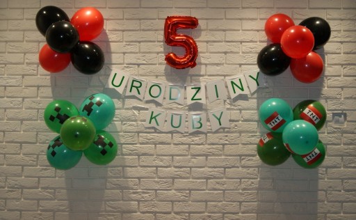 Garland Banner Vlajky Listy NARODENINY Meno zelené