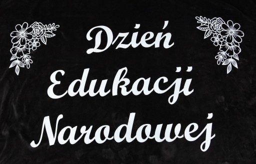 vlastenecká výzdoba tabuľa vitrína leták škol