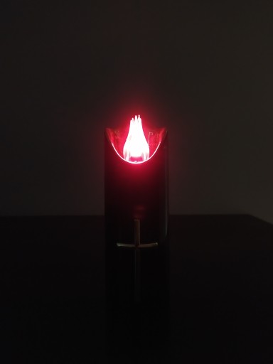 LED VLOŽKA ČIERNY ZLATÝ KRÍŽ NA SVIEČKY SVIEČKA ČERVENÝ PLAMEŇ 17,5cm