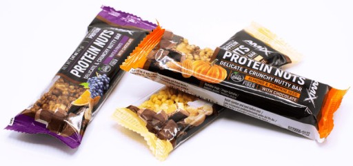 Arašidová tyčinka s proteínom - Amix Protein Nuts Crunchy Peanut - Karamel