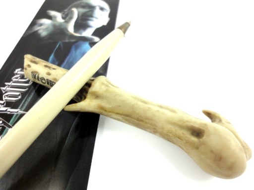 Pero Harryho Pottera Prútik lorda Voldemorta
