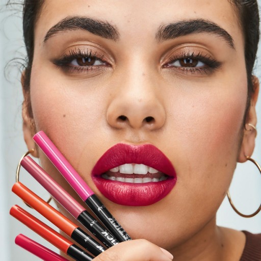 RUŽOVÁ BOUQUET Ceruzka na pery zvýrazňujúca tvar AVON 37481