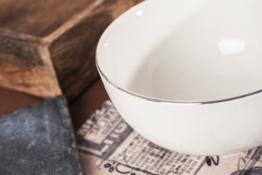Porcelánová misa so zlatým okrajom 480ml MISKA na šalátové polievky a občerstvenie