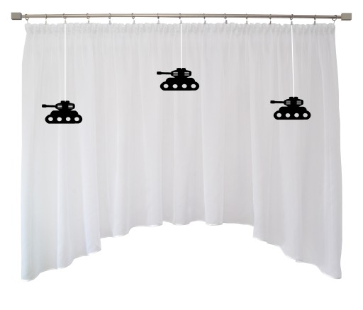 Prívesok TANK, záclonová dekorácia na okno, armáda, vojna