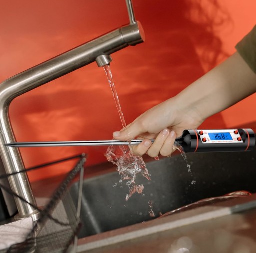 DIGITÁLNY KUCHYNSKÝ TEPLOMER S ELEKTRICKOU SONDOU na GRIL VÍNNE MÄSO VODA