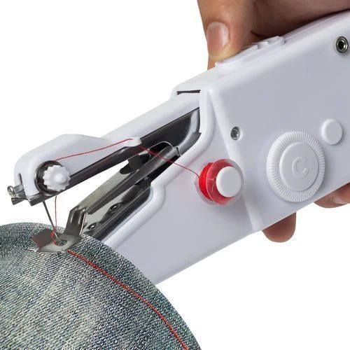 MINI PRENOSNÝ ELEKTRICKÝ ŠIJACÍ STROJ NA BATÉRIU + PRÍSLUŠENSTVO