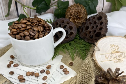 Ochutená káva KARAMEL 100G karamelových zŕn