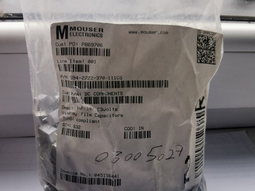 Fóliový kondenzátor Vishay MKT370 1uF/63V