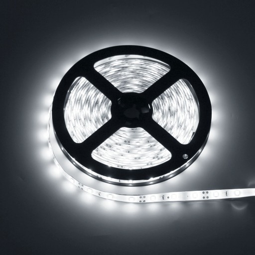STRIP STRIP 300 LED SMD 3528 5m STUDENÁ Biela IP65