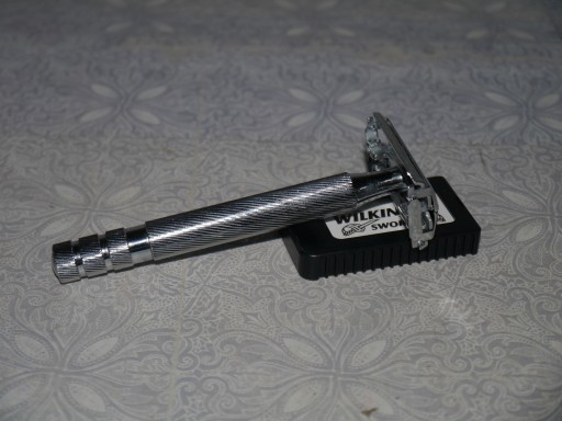 Holiaci strojček Wilkinson Classic