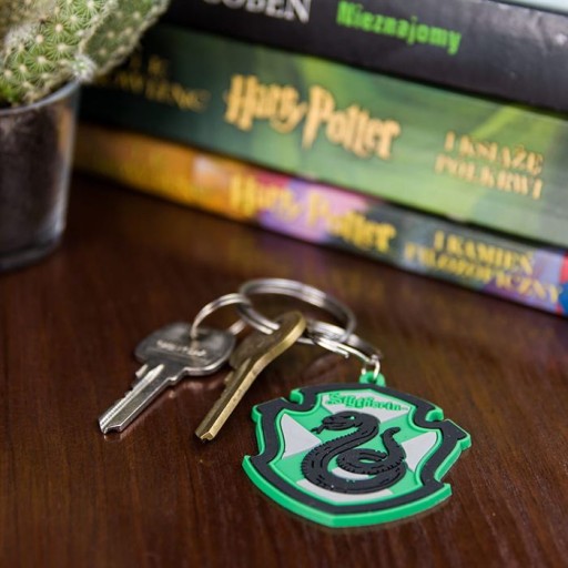 Harry Potter Slizolinská kľúčenka s hrebeňom na kľúče