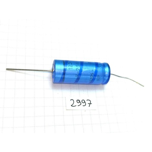Pevný Al kondenzátor 330uF25V 123-SAL 125C os.