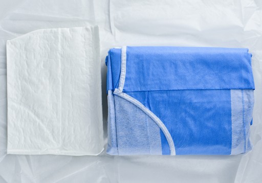 Sterilná zástera jednorazová sterilná vystužená XXL