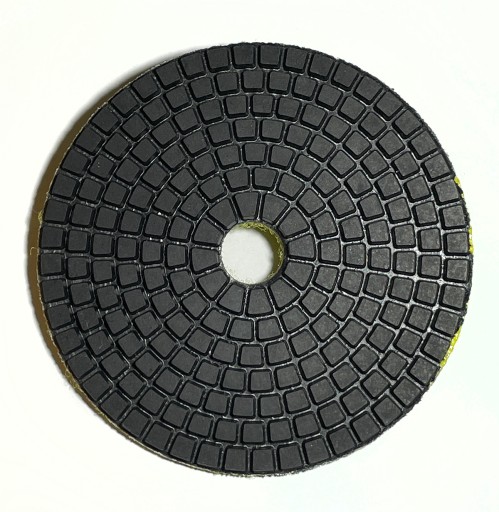 DIAMANTOVÝ KOTOÚČ NA VELCRO DIAMANTOVÝ KOTÚČ NA ŽULU 100mm hrubý. 200 miliónov
