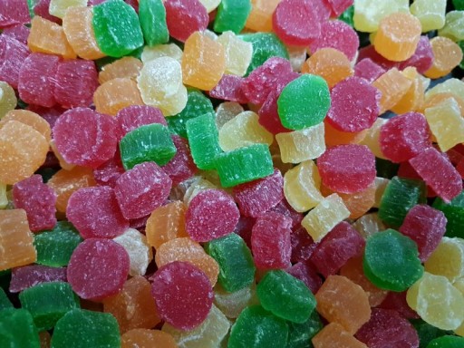 Farebný kandizovaný ananás 500g