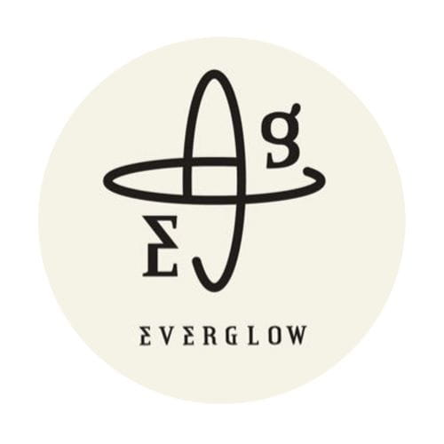K-pop špendlík s logom Everglow 58 mm