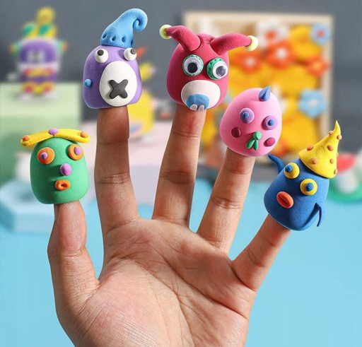 PLASTICOVÁ POLYMÉROVÁ MODELÁCIA PENA 12 KS ZMYSELNÁ HRAČKA PRE DETI