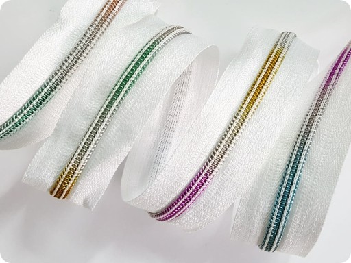 LuxTextil Zipsová páska 5mm ŠPIRÁLOVÝ Zips Zips PO METROCH 1m RAINBOW BY