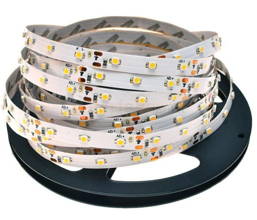 LED pás 2835 SMD 24W IP20 300 LED teplý 5m
