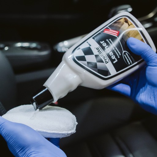 ČISTIČ AUTOKOŽE 250ml