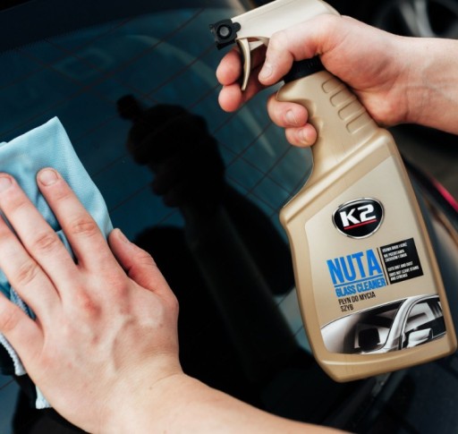 K2 NUTA TEKUTINY NA ČISTENIE ČELNÉHO SKLA A ZRKADIEL 770 ml