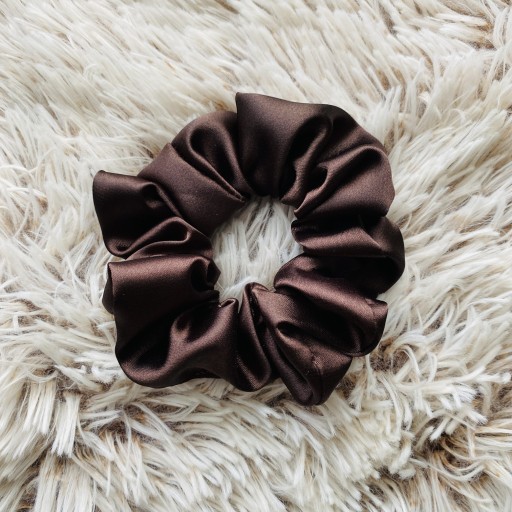 Saténová scrunchie kravata do vlasov Tmavá čokoláda