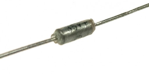 Axiálny tantalový kondenzátor 0,1uF/35V - 10 ks