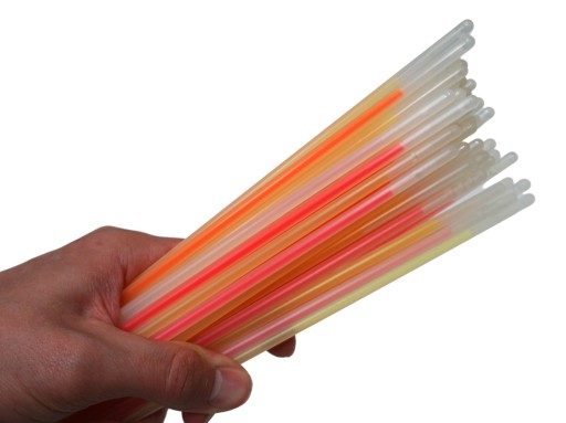 ŽIARENÉ FLUIORESCENTNÉ LED TYČKY BOJJE 50 KUSOV SVETELNÉ TYČKY HRA